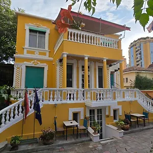 15 - Center Hotell Tirana